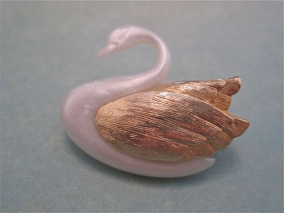 Vintage Swan Brooch